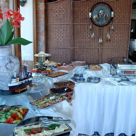 Hotel Letoon 3*