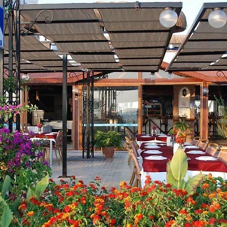 Hotel Letoon 3*