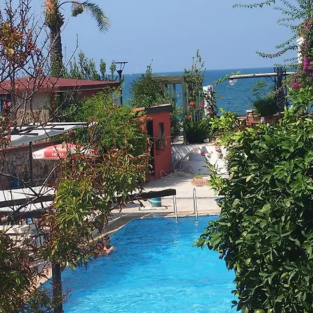 Hotel Letoon 3*